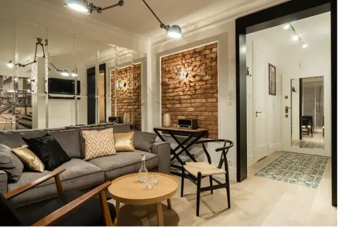 Un apartament mic amenajat cu stil