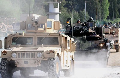 Trimiterea tancurilor NATO în România, imposibilă. Pe drumurile noastre încape doar T-72 rusesc