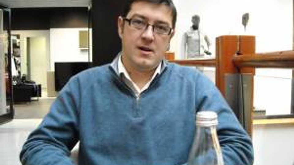 Cine e Mihai Chira, cu adevărat?