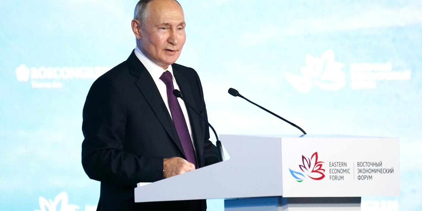 Putin l-a apreciat marţi pe Elon Musk ca fiind ”o persoană remarcabilă”