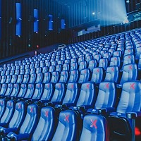 Analiză Colliers: Cinema-ul românesc atinge un maxim istoric în 2025. Încasări de 63 mil. euro, pe fondul scumpirii biletelor