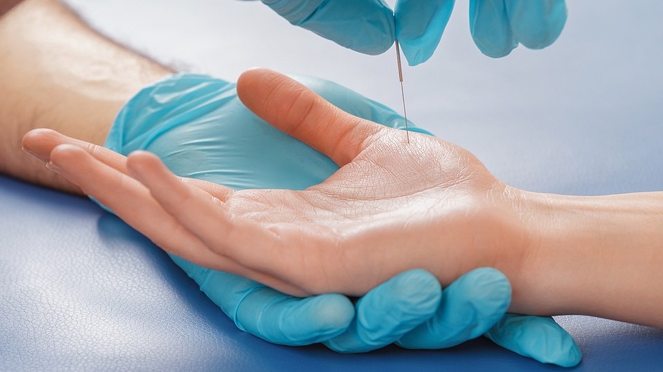 Dincolo de medicina clasică: opțiuni moderne pentru sănătatea ta