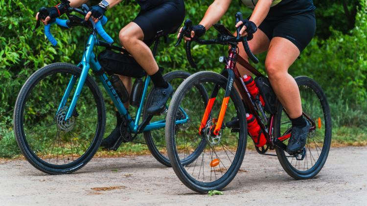 Sâmbătă, 27 iulie, are loc un tur gratuit cu bicicleta prin Cluj. Află cum poți participa
