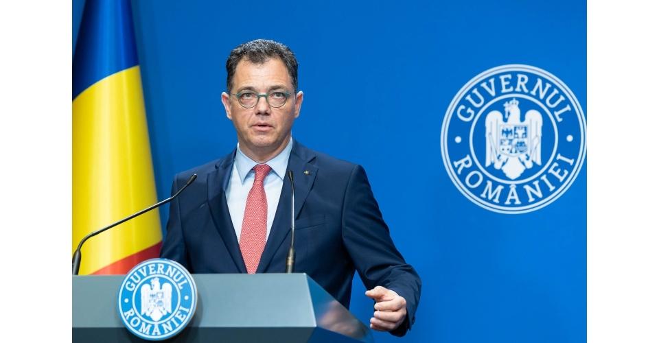 Ministrul Economiei: Sunt trei programe pe care o să le punem acum în transparenţă, săptămâna viitoare, vorbim de microindustrializare, de servicii de piaţă şi de fonduri elveţiene, într-o formă uşor diferită / Sprijinul să meargă spre investiţiile reale, proiecte mature