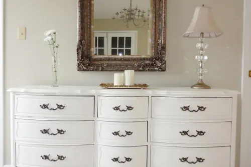 Decoreaza cu buget mic, reconditionarea mobilierului vechi