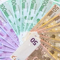 Euro atinge un nou record