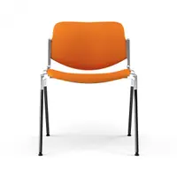 Anna Castelli Ferrieri: O pionieră a designului italian