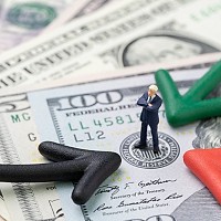 Economia SUA a crescut, iar piața muncii e stabilă, potrivit raportului Rezervei Federale