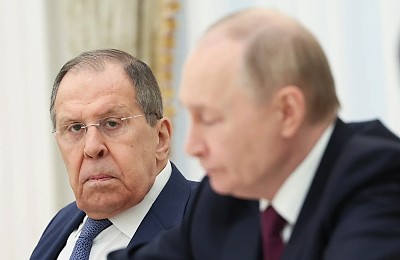 Rusia avertizează NATO și UE: „Orice agresiune împotriva noastră va primi un răspuns decisiv”