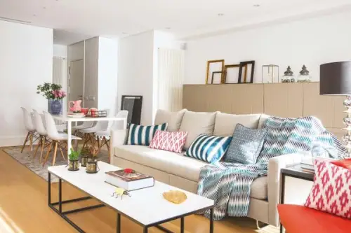 Ambient primavaratic intr-o amenajare cocheta de apartament