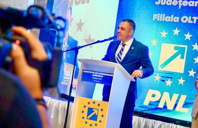 Este cutremur în PNL! Demisie la vârf: O responsabilitate şi o obligaţie