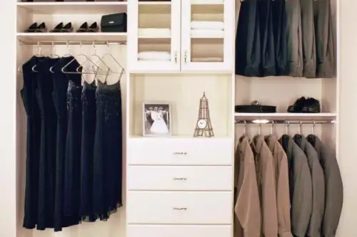 20 de spatii de depozitare pentru imbracaminte si incaltaminte