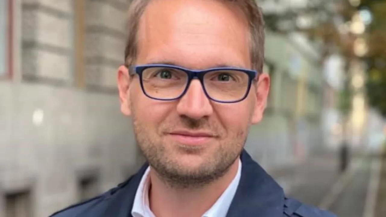 După ani de război, Alin Nica și Dominic Fritz sunt uniți din nou de dorința de putere. Cei doi, tandem pentru alegerile locale