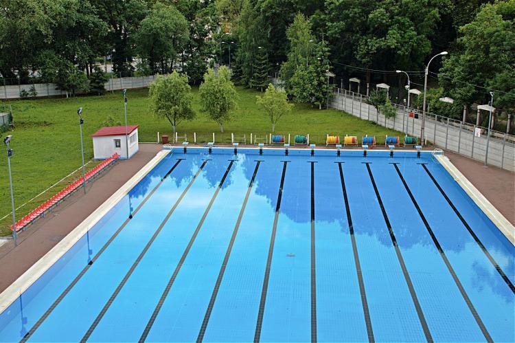 Confruntare violentă, duminică după-amiază, la Bazinul Olimpic din Cluj-Napoca