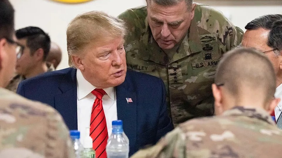 Trump retrage trupe din România. Marea Britanie: Intrăm în război cu Rusia și apărăm Europa de Est