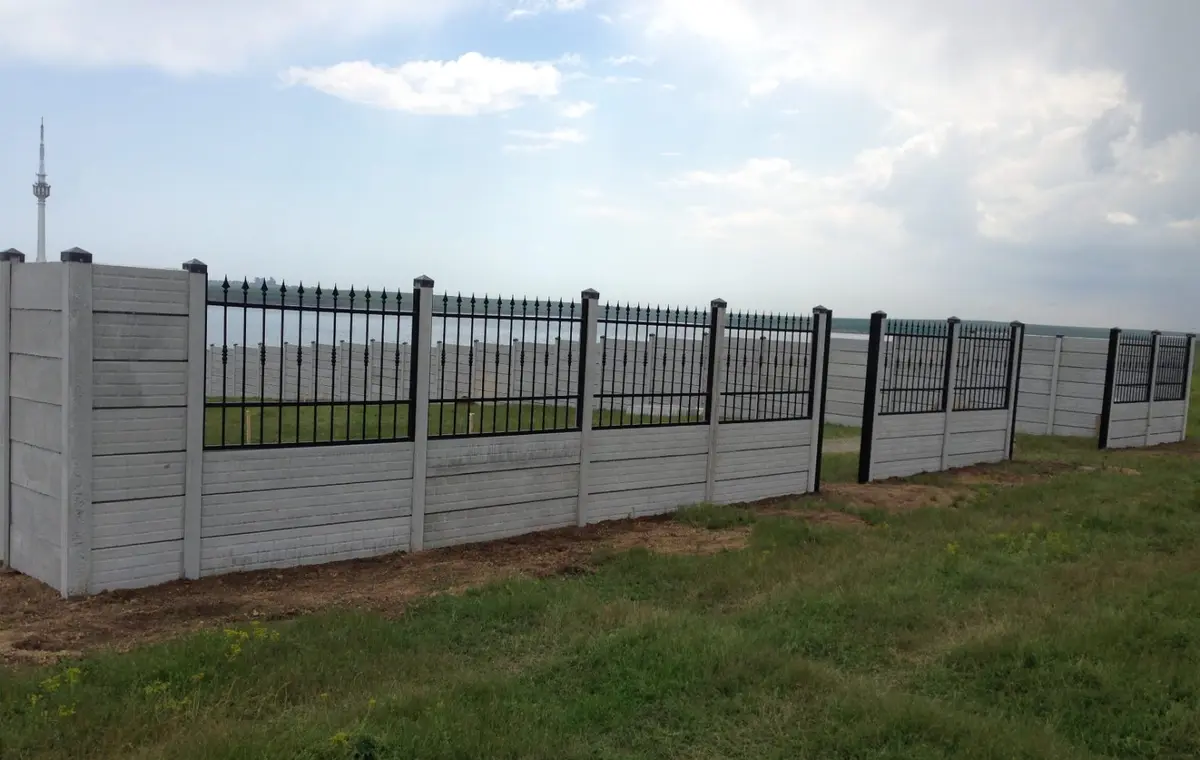 Gardurile prefabricate din beton – solutia perfecta pentru imprejmuirea curtilor