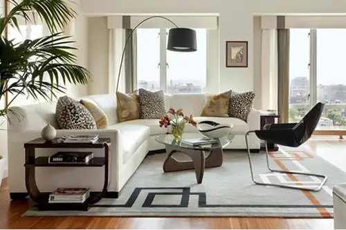 Perne decorative inserate in decorul livingului