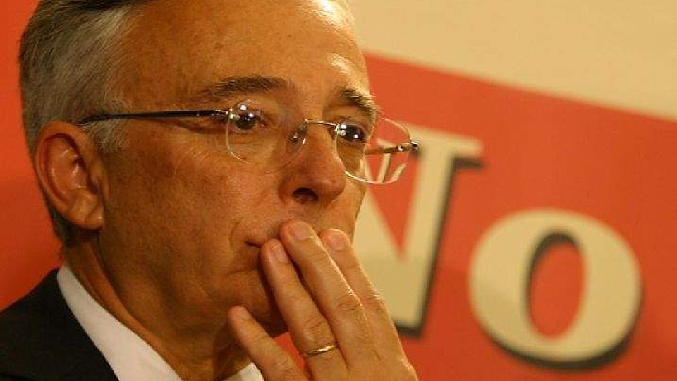 Isărescu: Dacă vrem să evităm recesiunea, este esenţială o accelerare a absorbţiei fondurilor europene