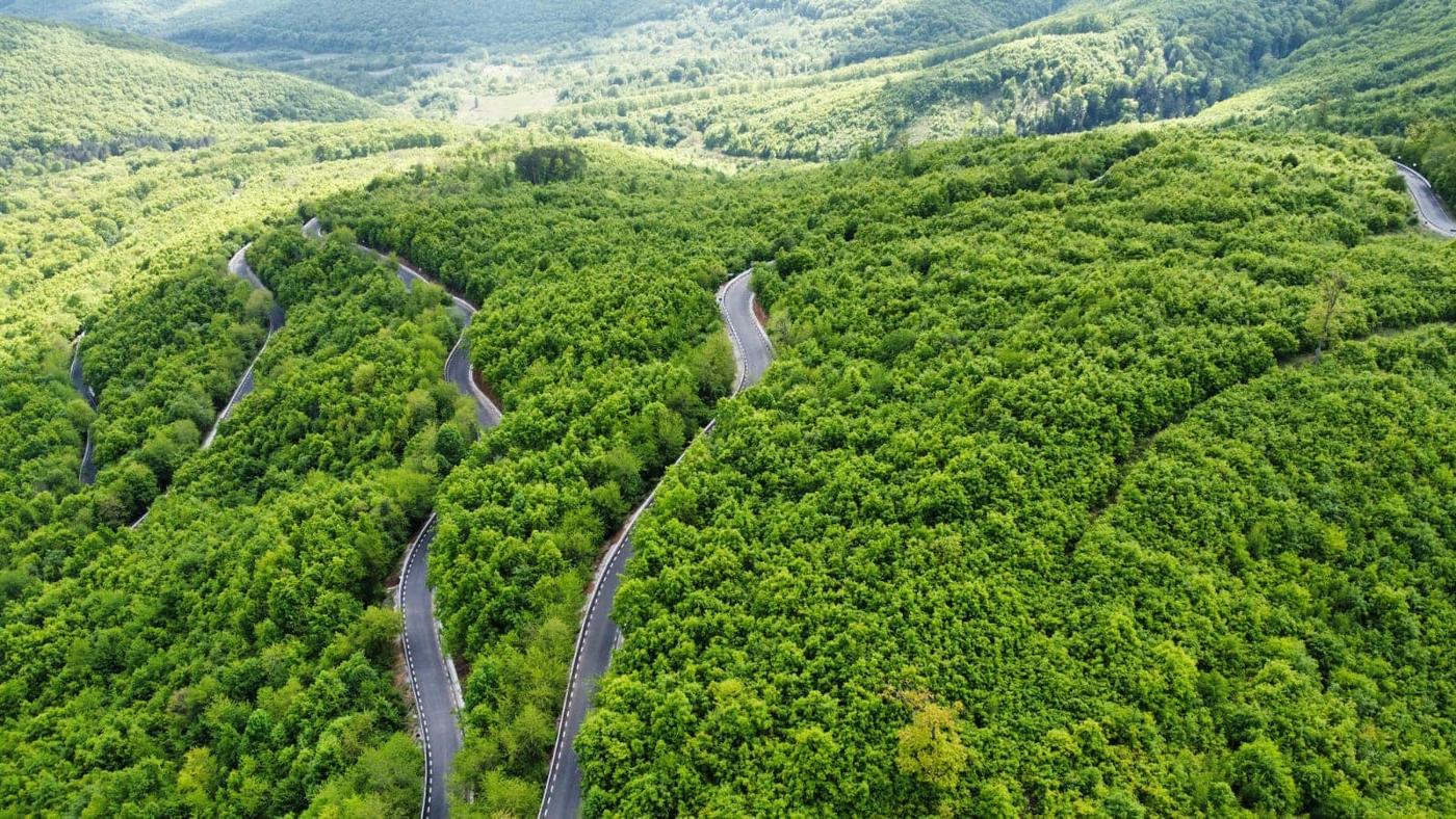 Primul lot din Transapuseana, cea mai mare investiţie pe un drum judeţean din România, a fost recepţionat vineri FOTO