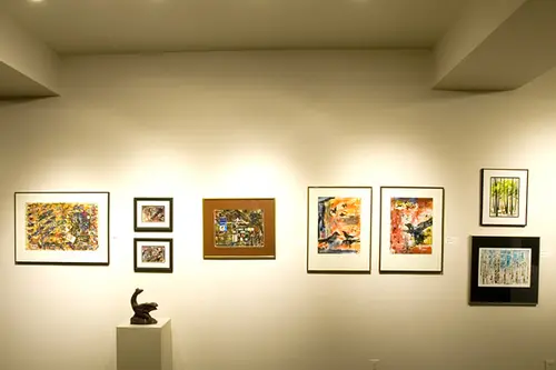 Cum sa puneti in evidenta tablourile prin corpuri de iluminat