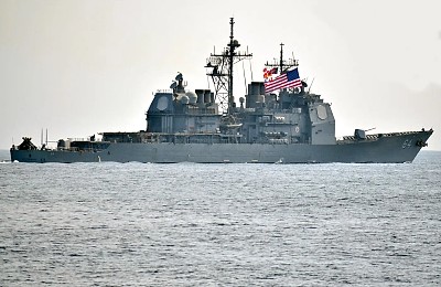 Marea Britanie permite Statelor Unite să utilizeze bazele militare britanice în operațiunile împotriva Iranului din Strâmtoarea Ormuz / Trump spune că a fost decizie întârziată