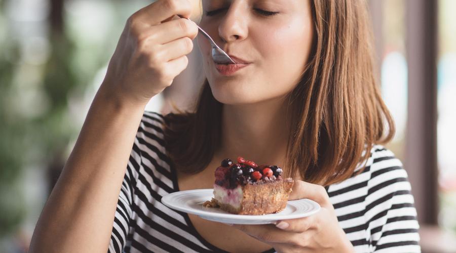 Iluzia gustului. Cum ne păcălesc alimentele ultra-procesate creierul