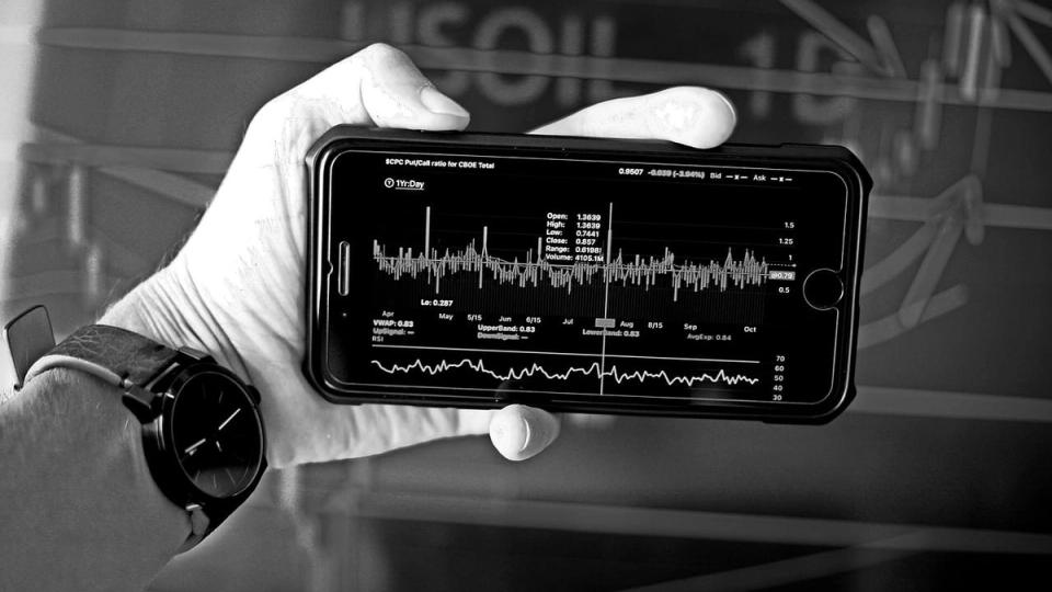 18 miliarde de lei, evaporate într-o săptămână. Există însă un mare câștigător