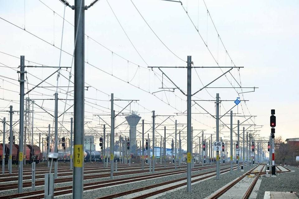 Sorin Grindeanu, ministrul Transporturilor: Start modernizării Lotului 4 (54,25 km) al liniei feroviare Caransebeş-Timişoara-Arad!