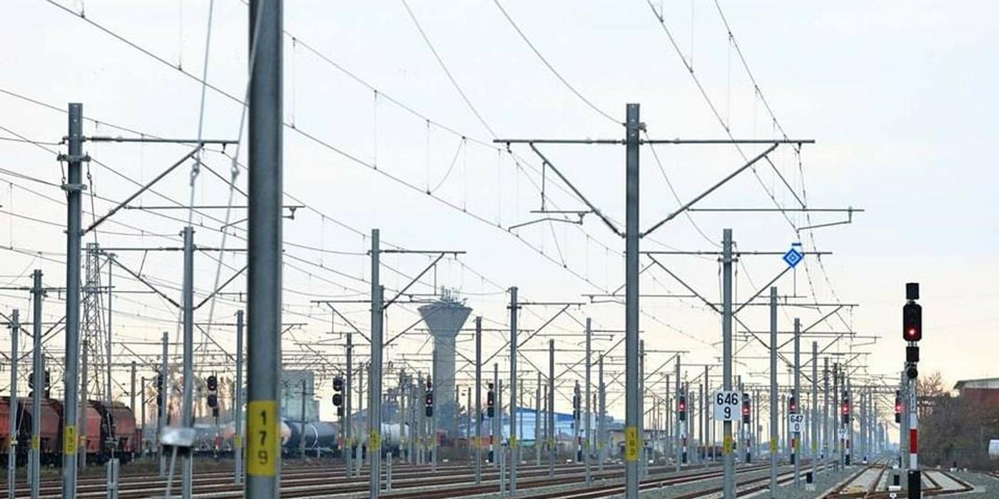 Sorin Grindeanu, ministrul Transporturilor: Start modernizării Lotului 4 (54,25 km) al liniei feroviare Caransebeş-Timişoara-Arad!