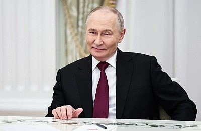 „Rusia nu vrea să negocieze nimic altceva decât condițiile capitulării Ucrainei și Occidentului”. Culisele negocierilor fără rezultat dintre Putin și emisarii lui Trump