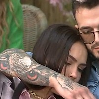 Reacția Emmei când află în direct că Adrian a cerut să fie exclus din emisiune. Cum explică el gestul