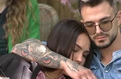 Reacția Emmei când află în direct că Adrian a cerut să fie exclus din emisiune. Cum explică el gestul