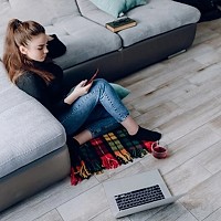 Încălzire electrică în pardoseală versus încălzire hidronică – pros & cons