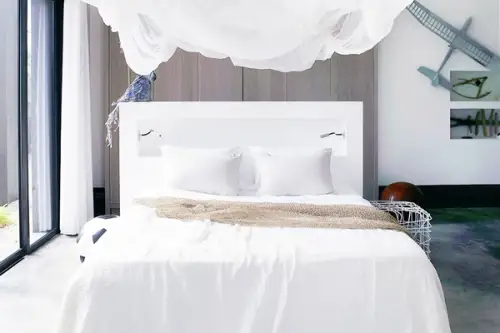 Cum iti construiesti un pat cu baldachin