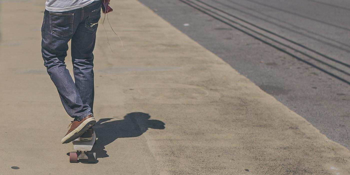 Ce porți cu pantofi casual pentru bărbați?