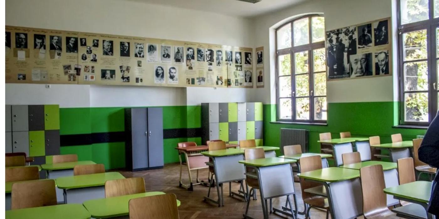 Elevii de la 11 școli și licee din București vor învăța în 3 schimburi. Motivul? Lipsa spațiului și lucrările de modernizare