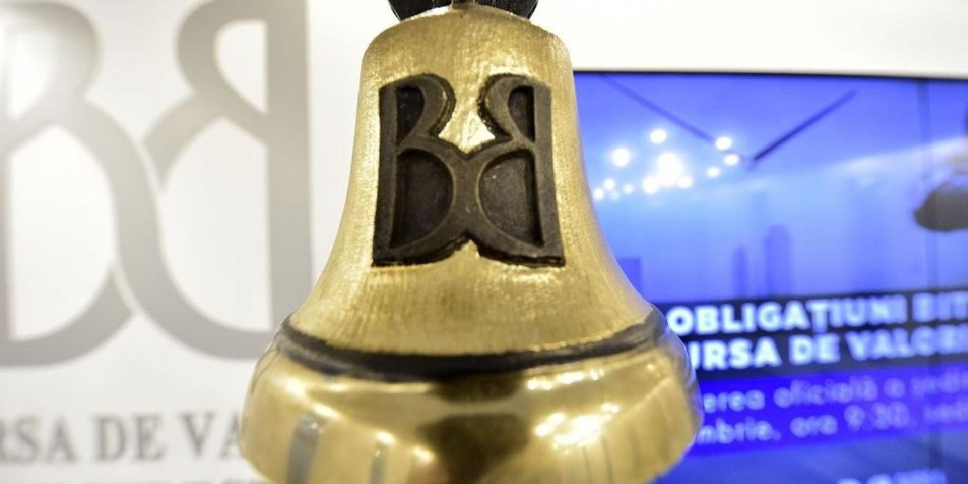 Bursa scade din nou, dar într-un ritm mai temperat