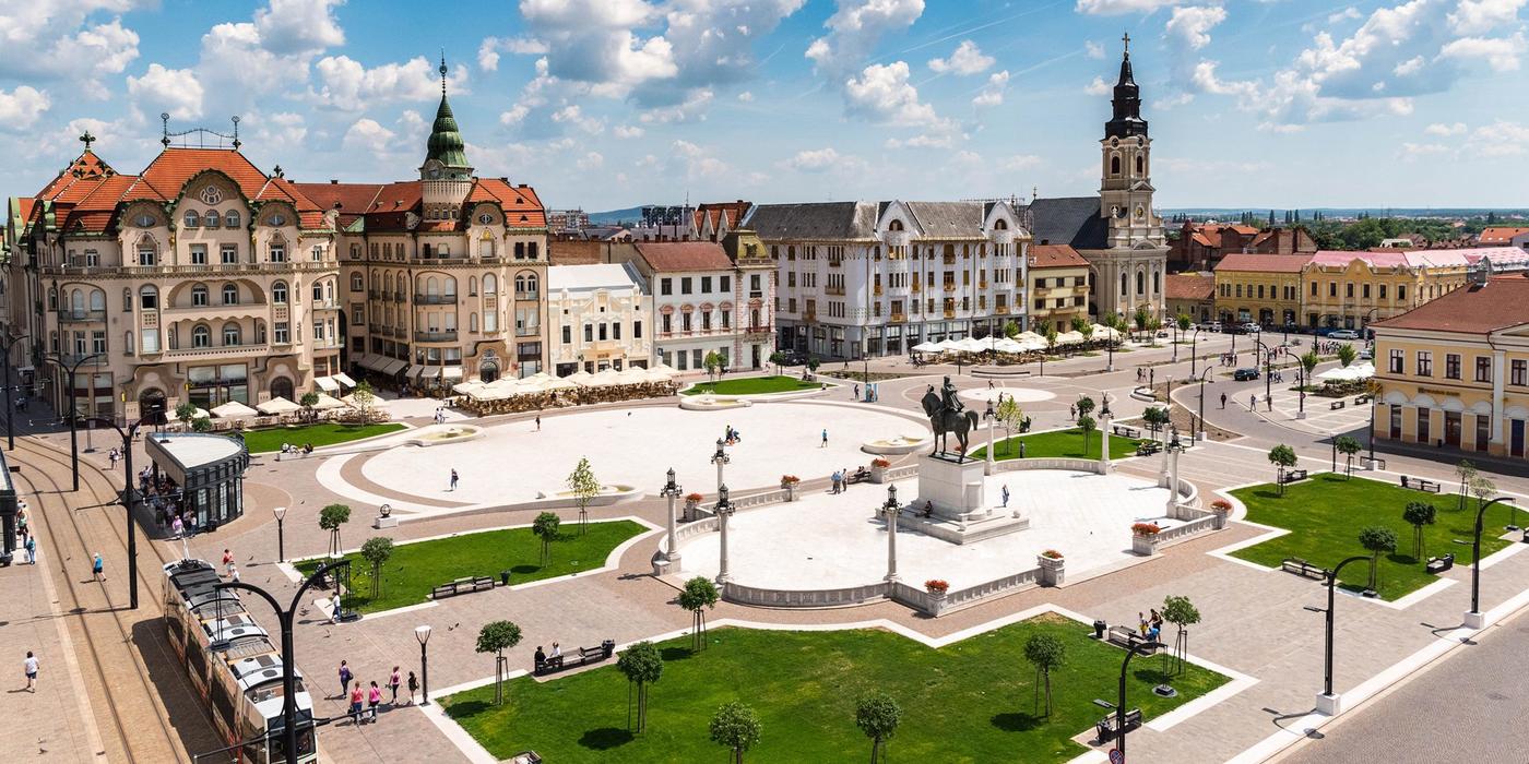 Primăria Oradea vrea să cumpere prin licitaţie deschisă nouă tramvaie, în valoare de 219,6 milioane lei, fără TVA, cu posibilitatea suplimentării cu încă 16 tramvaie