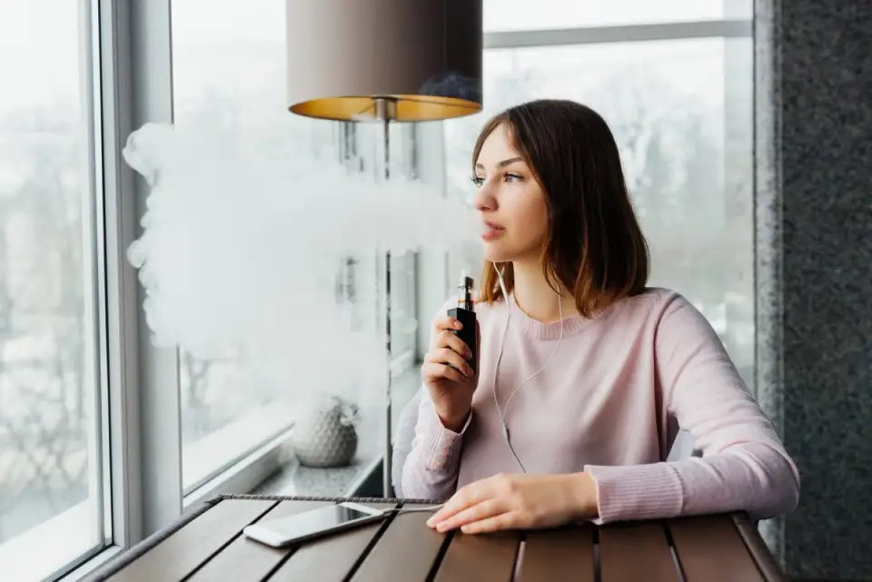 How to Get Rid of Cigarette Smoke Smell in Your Home This Winter