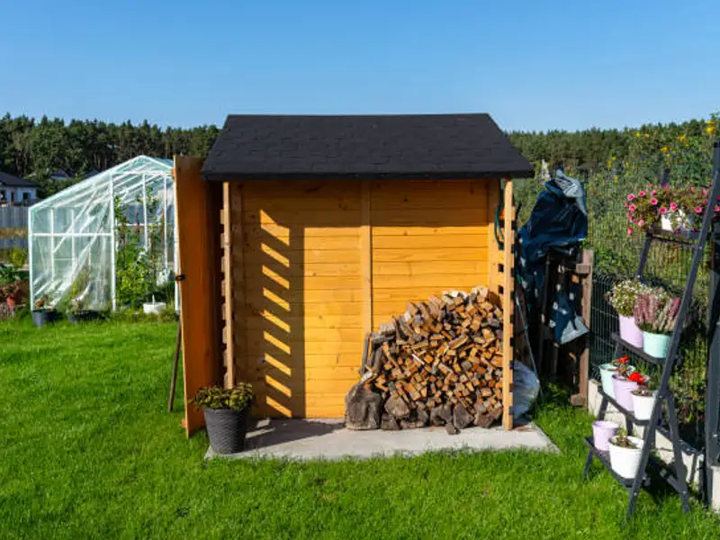 Tipuri de magazii pentru unelte în grădină