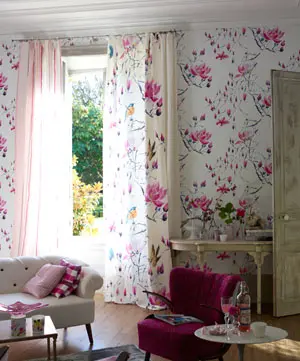 Primavara orientala la Casara: fluturi, magnolii si kimono