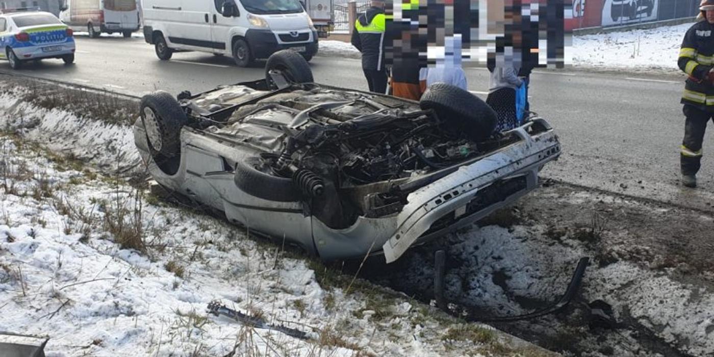 Accident rutier pe raza localității Cășeiu. Patru persoane au ajuns la spital