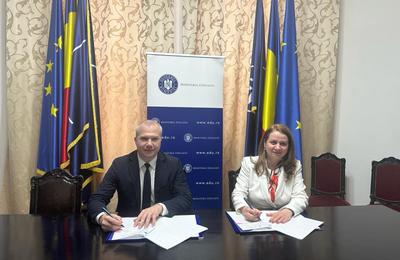 Campus profesional regional la Galaţi, investiţie de 22 de milioane de euro / Primarul Ionuţ Pucheanu şi ministrul Ligia Deca au semnat contractul