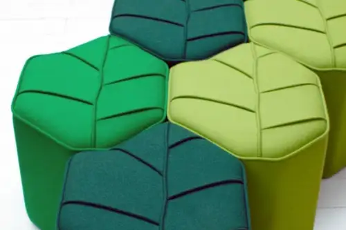 Scaune-frunza realizate manual din materiale durabile