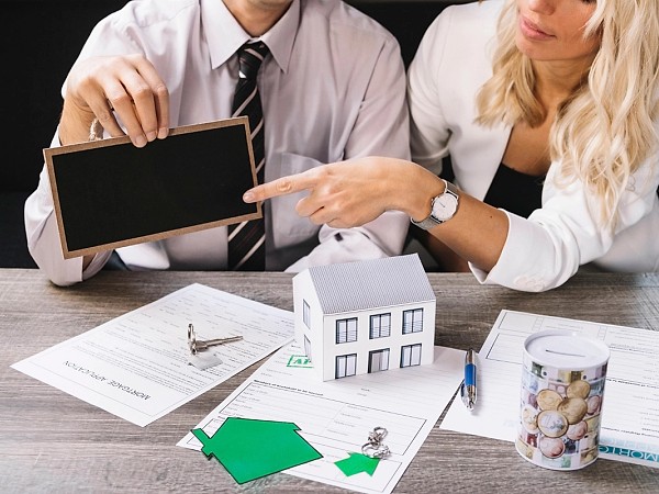 Notar în Sectorul 1: ce contează într-o tranzacție imobiliară și la o succesiune