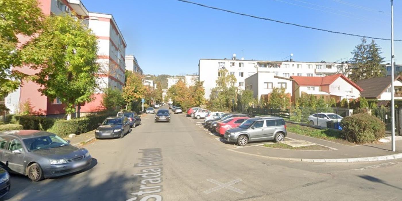 De astăzi, 24 august, se pune în funcțiune o nouă instalație de semaforizare la trecerea de pietoni de pe Bulevardul 1 Decembrie 1918 – zona intersecției cu str. Petuniei