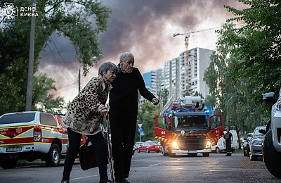 Atac masiv rusesc cu 550 de drone și rachete balistice la Kiev. Capitala Ucrainei, în flăcări