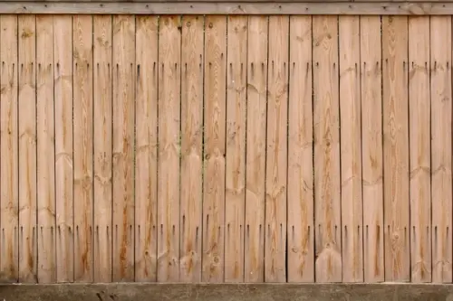 Invata cum sa iti construiesti un gard din lemn