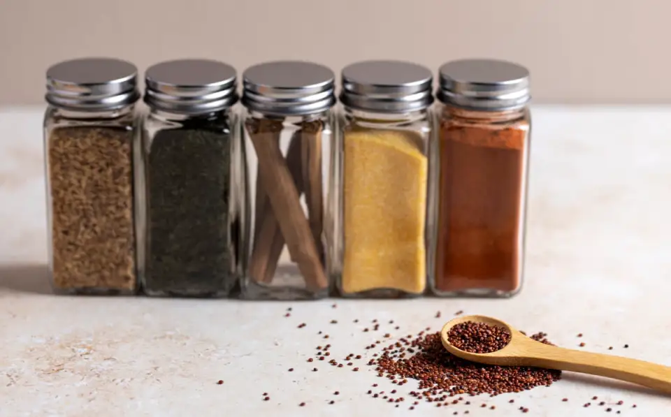 The Correct Method for Arranging Spices