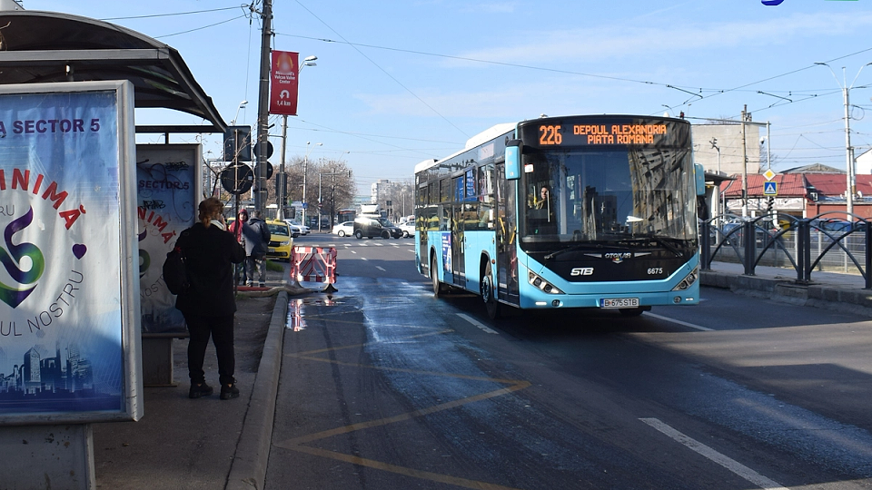 O nouă stație STB pe linia 226: Autobuzele vor opri și în stația „Petre Ispirescu” pe sensul către Piața Romană. Modificarea intră în vigoare în weekend.
